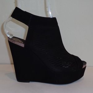 Vince Camuto Size 8.5 M KYRENE Black Leather Wedge Heel Sandals New Womens Shoes
